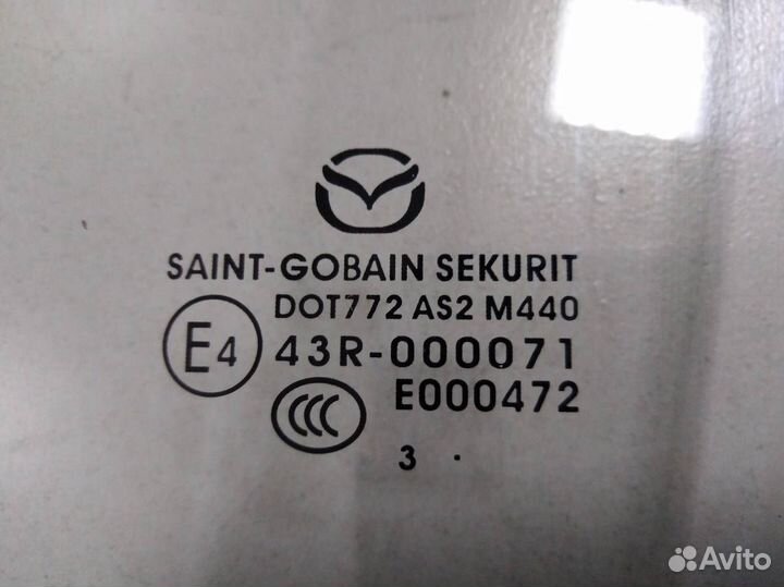 Стекло двери задней левой Mazda Mazda 3 BM 2013-20