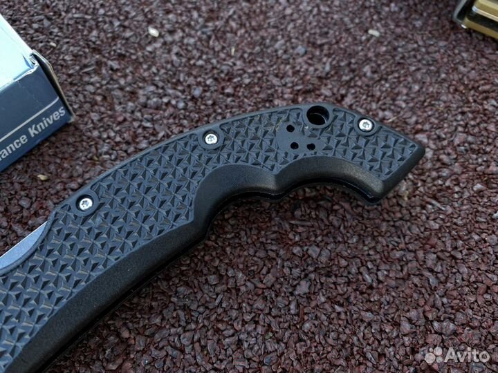 Нож Cold steel voyager