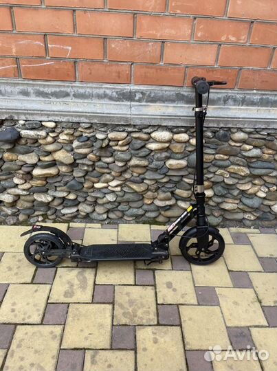 Самокат roces lux