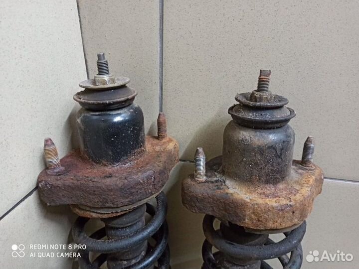 Задние стойки Mitsubishi Lancer 9 2003-2010