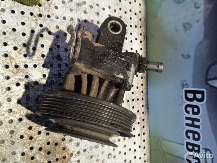 Насос гур Volkswagen Passat