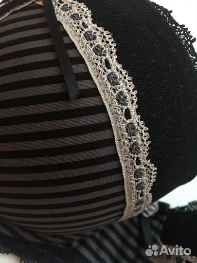 Комплект Бюстгальтер и трусы Infinity Новый