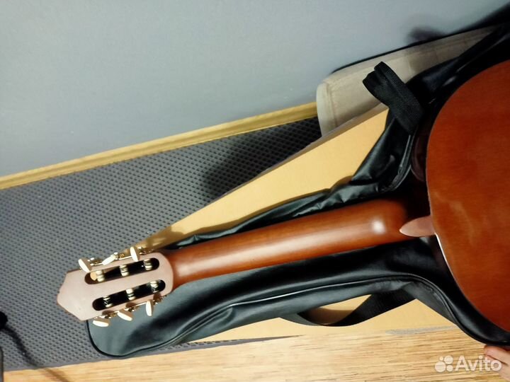 Yamaha c40 Оригинальная гитaра 4/4 - Индонезия