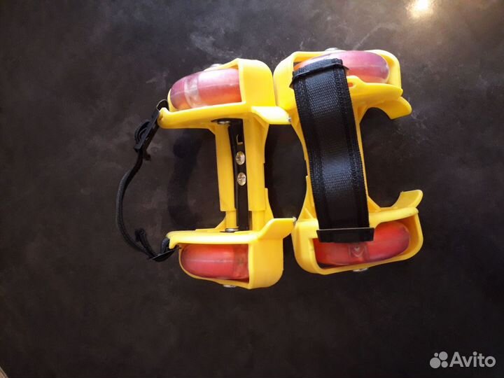 Ролики на обувь