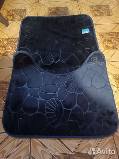 Коврики для ванной и туалета