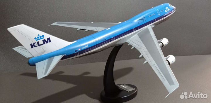 Модель самолëта Боинг 747