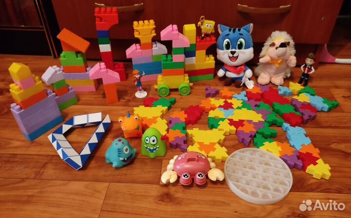 Развивающие игрушки