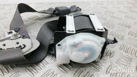 Ремень безопасности с пиропатроном сиденья передне