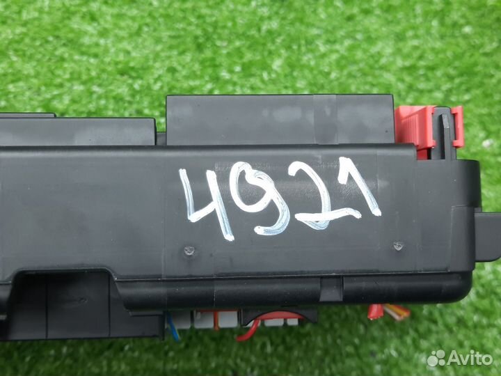 Блок предохранителей передний Bmw 3 Series F30