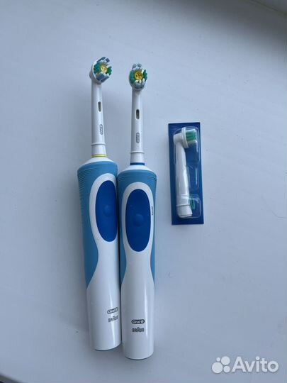 Электронная зубная щетка Oral B braun