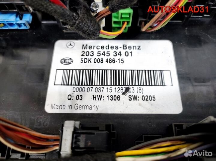 Блок предохранителей Mercedes W203 A2035453401