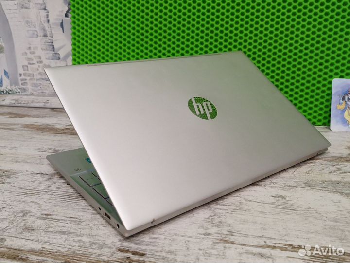 Ultra Book HP (IPS/i3-11Gen/12GB/SSD256GB)