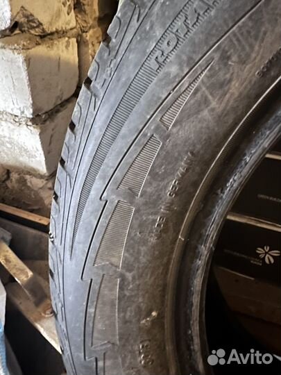 Goodyear UltraGrip Ice 225/60 R17 104R