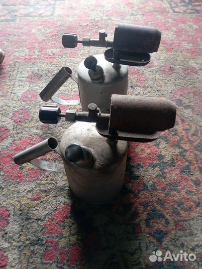 Бензиновая паяльная лампа