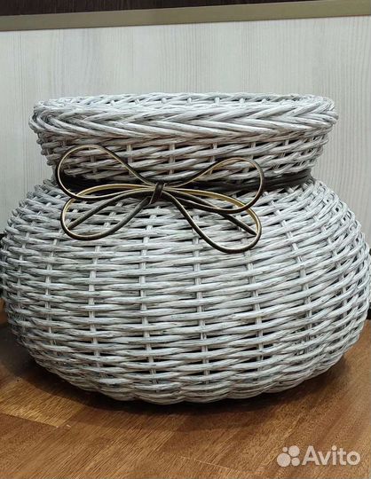 Кашпо из ротанга