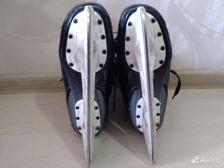 Хоккейные коньки bauer 3S
