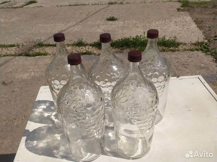 Бутылкь стеклянная 20 литров