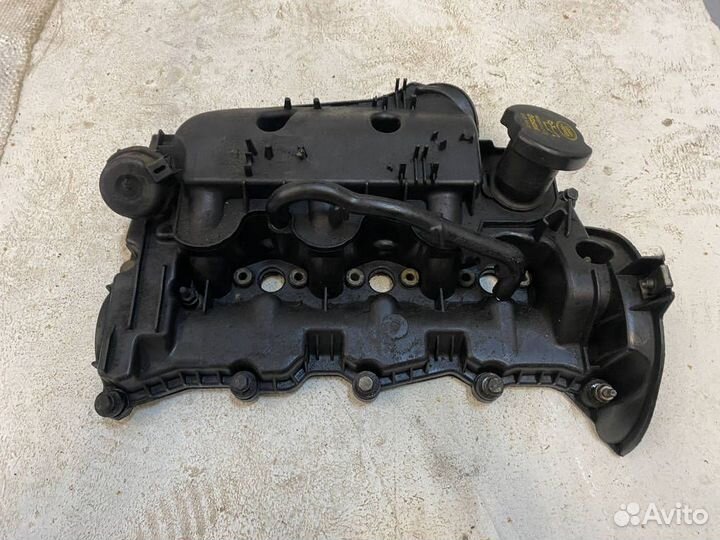 Крышка головки блока цилиндров Land Rover Discover