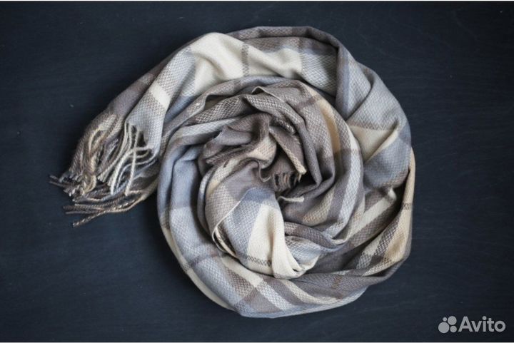 Шарф / палантин: шерсть, кашемир новый