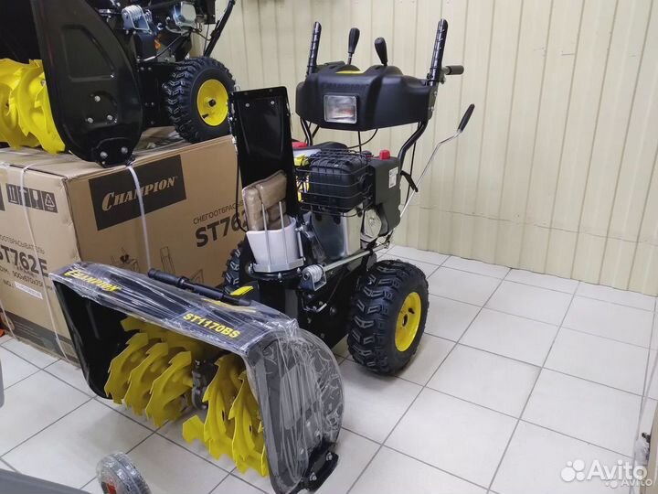 Снегоуборщик Champion ST 1170