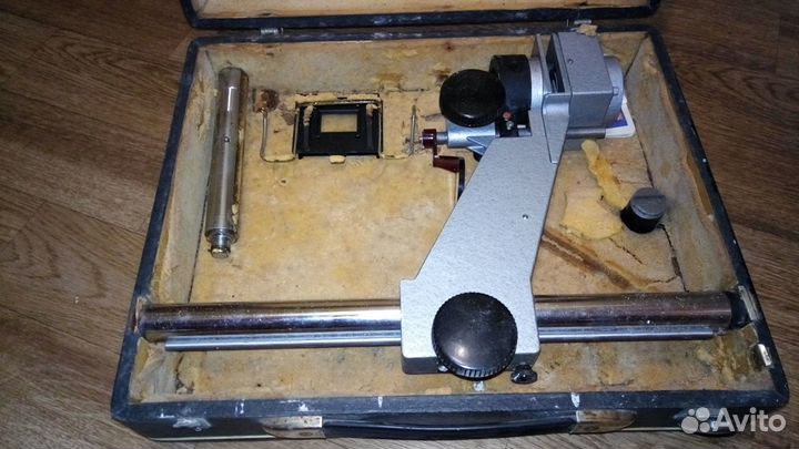 Фотоувеличитель Смена, упа-5М и много принадлежн