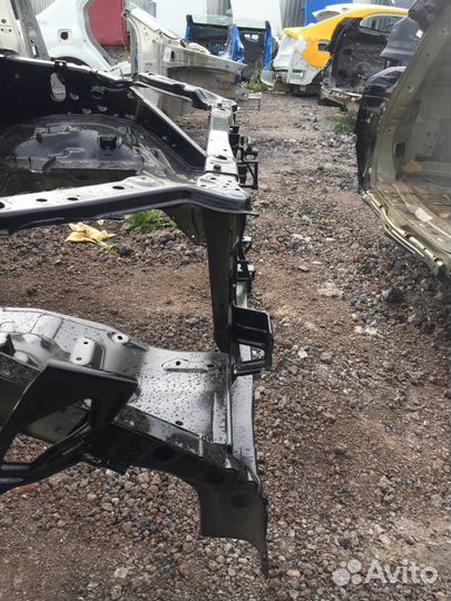 Панель передняя Mitsubishi Pajero/Montero Sport KS