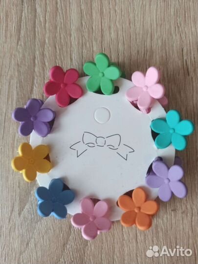 Заколки (цветные крабики)