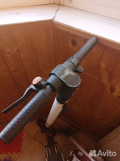 Электросамокат Tribe himba White