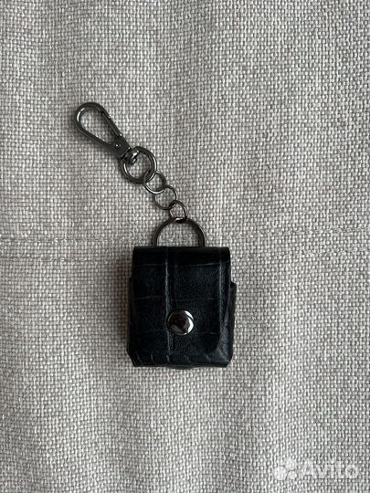 Чехол для airpods Zara