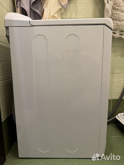 Стиральная машина с вертикальной загрузкой