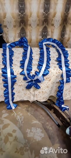 Свадебное украшение на машину