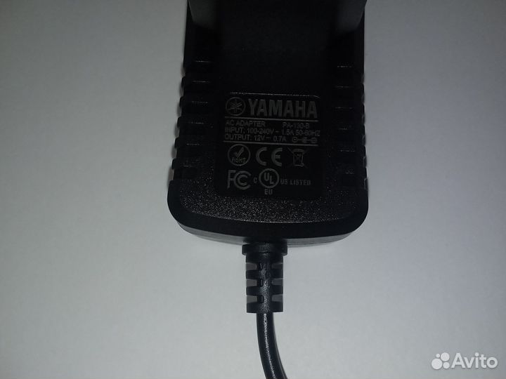 Блок питания синтезатора Yamaha YPT-360 (PA-130)