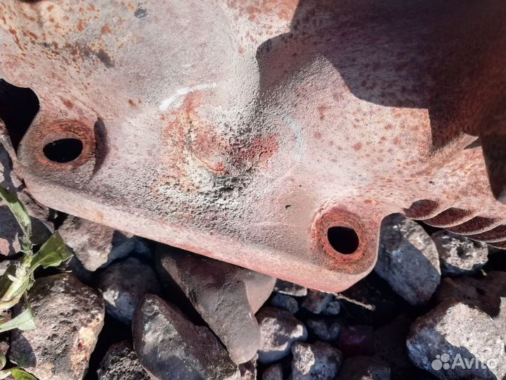 Коллектор выпускной 500335873