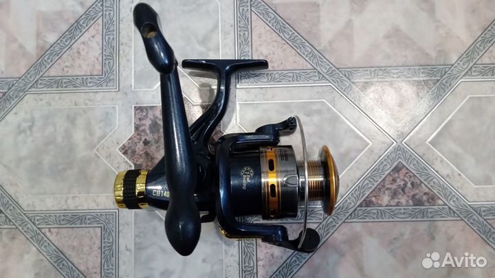 Катушка Кобра CB140B для спиннинга