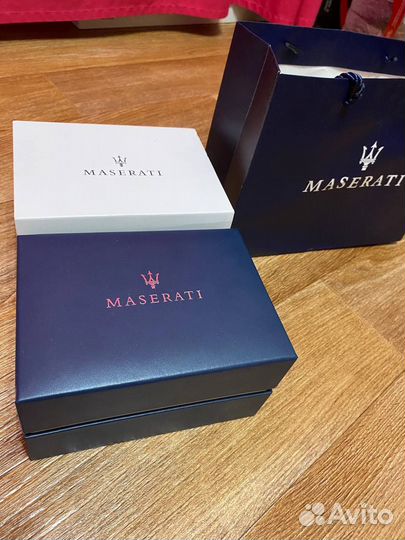 Продам часы Maserati