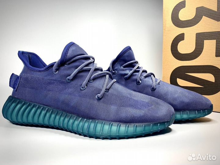 Кроссовки adidas yeezy boost синие