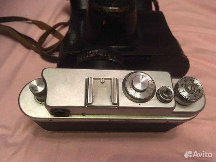 Плёночный фотоаппарат Зоркий 4 и Зенит Е