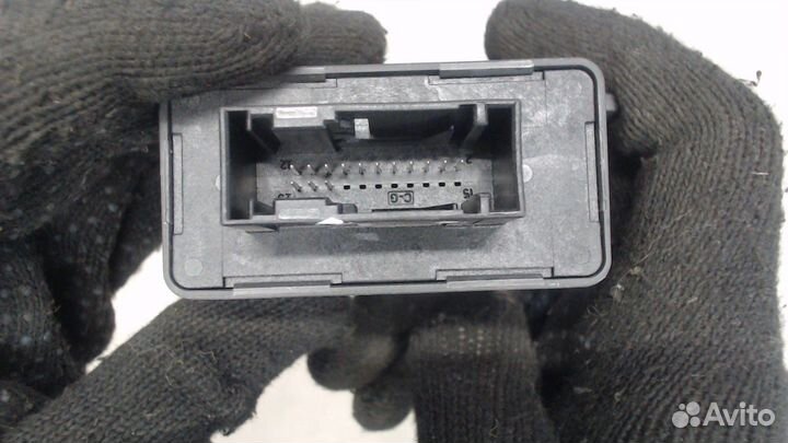 Блок управления светом Volkswagen Touareg, 2011