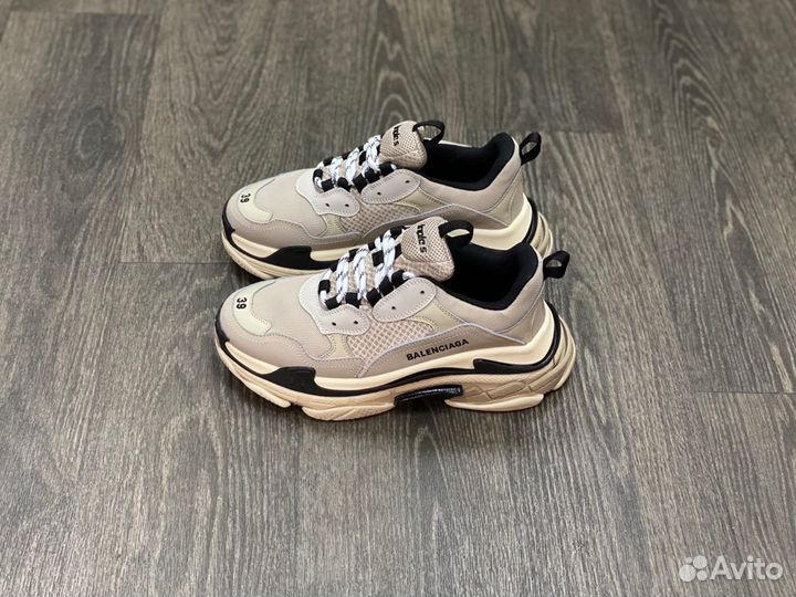 Кроссовки Balenciaga Triple-S Beige (36-40)