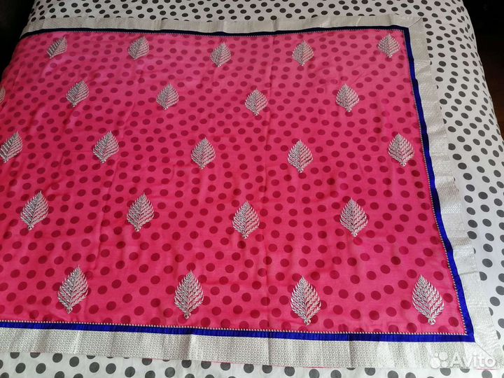 Индийское сари