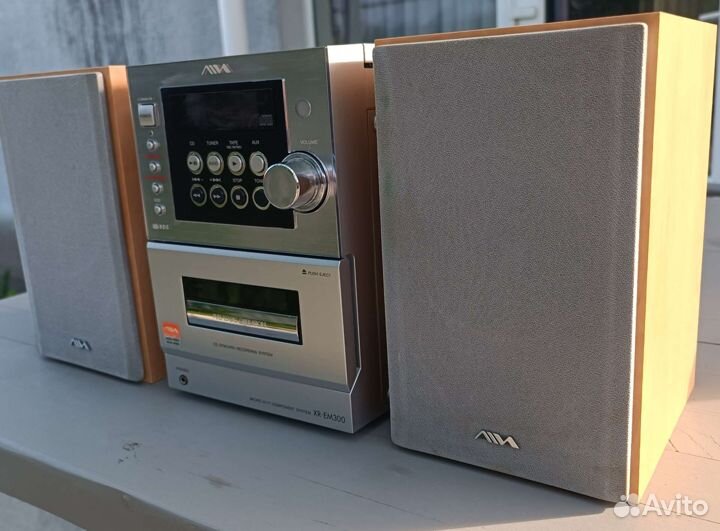 Музыкальный центр