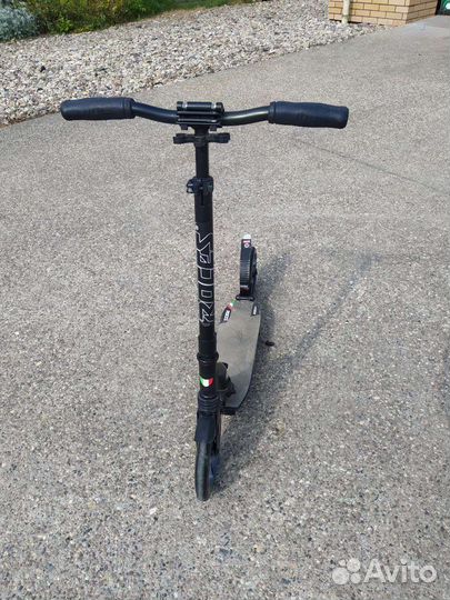 Самокат взрослый Roces