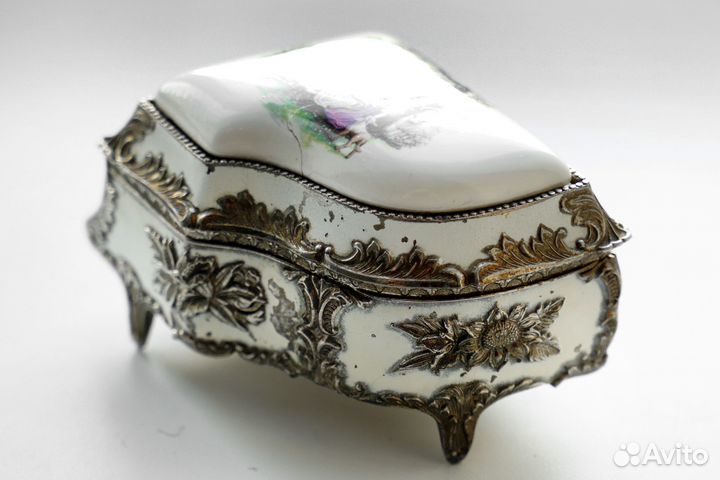 Музыкальная шкатулка