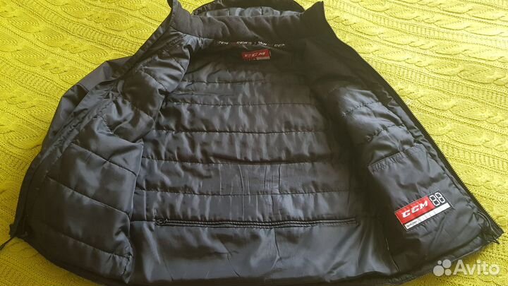 Демисезонная куртка CCM