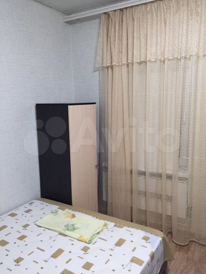 Комната 10 м² в 3-к., 1/1 эт.