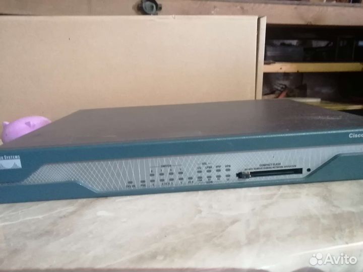 Маршрутизатор Cisco 1800 серии