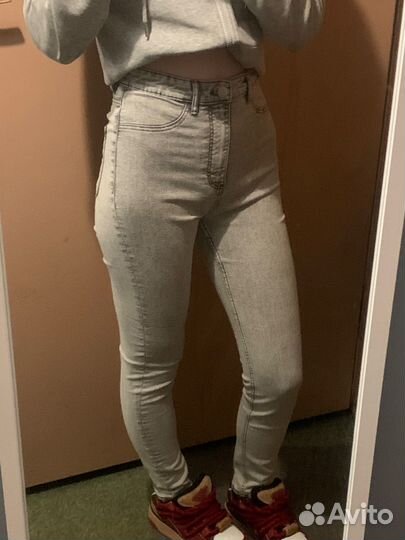 Джинсы скини женские