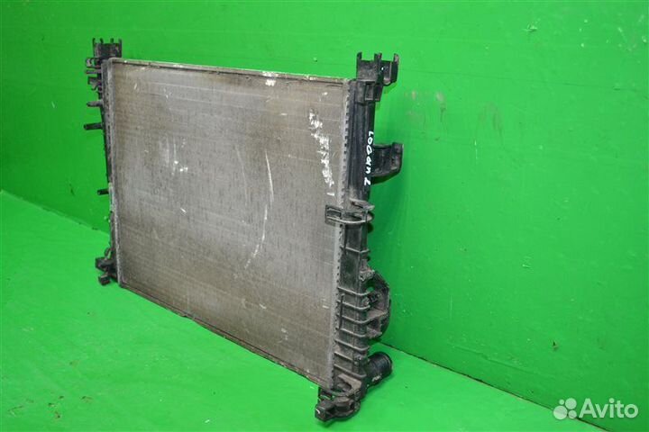 Радиатор охлаждения Renault Logan 2 2014