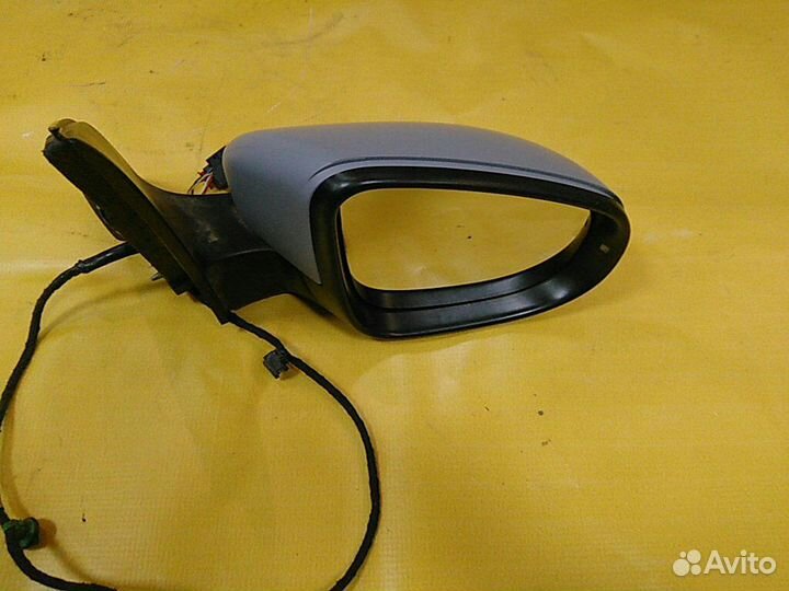Зеркало правое Golf VI 551012