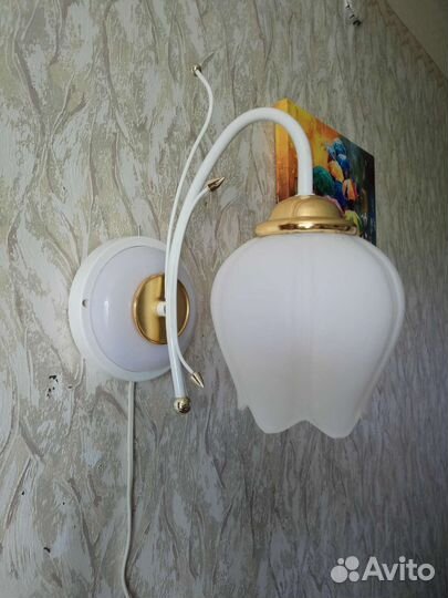 Настенный светильник (бра)